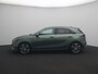 Kia Ceed 1.5 T-GDi DynamicPlusLine | Virtual Cockpit | Stoelverwarming / Stuurverwarming | Navigatie | Climate Control | Camera | Lm Velgen |