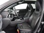 Mercedes-Benz CLA 180 AMG Line | Panoramadak | Carplay | Leder/Alcantara | Stoelverwarming | Navigatie | Keyless | Camera | Full LED | Sportstoelen | Widescreen | Sfeerverlichting | Climate control