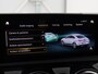 Mercedes-Benz CLA 180 AMG Line | Panoramadak | Carplay | Leder/Alcantara | Stoelverwarming | Navigatie | Keyless | Camera | Full LED | Sportstoelen | Widescreen | Sfeerverlichting | Climate control