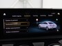 Mercedes-Benz CLA 180 AMG Line | Panoramadak | Carplay | Leder/Alcantara | Stoelverwarming | Navigatie | Keyless | Camera | Full LED | Sportstoelen | Widescreen | Sfeerverlichting | Climate control