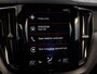Volvo XC60 2.0 T4 R-Design | Trekhaak | Parkeercamera | Memory | Stoelverwarming | Verwarmde Voorruit | Getint Glas | CarPlay |