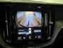 Volvo XC60 2.0 T4 R-Design | Trekhaak | Parkeercamera | Memory | Stoelverwarming | Verwarmde Voorruit | Getint Glas | CarPlay |