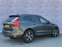 Volvo XC60 2.0 T4 R-Design | Trekhaak | Parkeercamera | Memory | Stoelverwarming | Verwarmde Voorruit | Getint Glas | CarPlay |