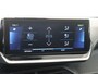 Peugeot e-2008 EV GT Pack 50 kWh | Alcantara | Schuifdak | Stoelverwarming | Camera |