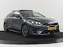 Kia ProCeed 1.5 T-GDi GT-PlusLine | Panoramadak | Stoelverwarming | Leder/Alcantara | Camera | Adaptive cruise | Achterbankverwarming | Keyless | Memory | Carplay | Navigatie | Full LED