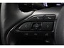 Toyota Yaris 1.5 Hybrid 115 Dynamic | €3.000,- Korting | Apple Carplay / Android Auto | Dodehoek detectie | Parkeersensoren voor/achter | Stoel-/stuurverwarming | Adaptive Cruise | Clima | Keyless | Camera | 16 inch