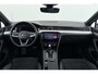 Volkswagen Passat 1.5 TSI Elegance Business R-Line | Trekhaak | Panoramadak | CarPlay | Digital Cockpit | Camera | Stoelverwarming
