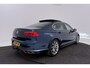 Volkswagen Passat 1.5 TSI Elegance Business R-Line | Trekhaak | Panoramadak | CarPlay | Digital Cockpit | Camera | Stoelverwarming