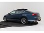 Volkswagen Passat 1.5 TSI Elegance Business R-Line | Trekhaak | Panoramadak | CarPlay | Digital Cockpit | Camera | Stoelverwarming