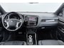 Mitsubishi Outlander 2.4 PHEV Instyle | Trekhaak | Schuif-/Kanteldak | Org NL | Facelift | CarPlay | Camera |