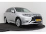 Mitsubishi Outlander 2.4 PHEV Instyle | Trekhaak | Schuif-/Kanteldak | Org NL | Facelift | CarPlay | Camera |