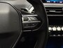 Peugeot 3008 1.2 PureTech Sport Automaat (APPLE CARPLAY, GROOT NAVI, DIGITAAL DASHBOARD, SPORTSTOELEN, GETINT GLAS, CRUISE, NIEUWE APK, NIEUWSTAAT)