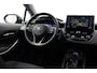 Toyota Corolla Touring Sports 1.8 Hybrid Style | Trekhaak | Navigatie | Head-up display | Full LED | Parkeersensoren voor/achter | Stoelverwarming | Keyless  | Adaptive Cruise | Clima | Apple Carplay / Android Auto | Camera | 17 inch