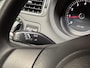 Volkswagen Polo 1.2 TSI Sportline (5 DEURS, AIRCO, CRUISE, PARKEERSENSOREN, GETINT GLAS, SPORTSTOELEN, LM VELGEN, ELEK PAKKET, NIEUWSTAAT)