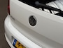 Volkswagen Polo 1.2 TSI Sportline (5 DEURS, AIRCO, CRUISE, PARKEERSENSOREN, GETINT GLAS, SPORTSTOELEN, LM VELGEN, ELEK PAKKET, NIEUWSTAAT)