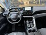Peugeot 3008 1.6 Plug in Hybride 225 Pk * Automaat * Luxe Allure * * Navigatie * Dodehoek Sensoren * Achteruitrij Camera * Keyless Start * Laadstekker 220 V * 1/2 Lederen Interieur * Vingerhoets; Vierde Generatie Eersteklas Service. Al meer dan 100 jaar een begrip in de Brabantse Kempen.