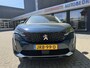 Peugeot 3008 1.6 Plug in Hybride 225 Pk * Automaat * Luxe Allure * * Navigatie * Dodehoek Sensoren * Achteruitrij Camera * Keyless Start * Laadstekker 220 V * 1/2 Lederen Interieur * Vingerhoets; Vierde Generatie Eersteklas Service. Al meer dan 100 jaar een begrip in de Brabantse Kempen.