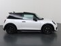 MINI Cooper Mini 1.5 C John Cooper Works M | Panoramadak | Sportstoelen | HUD | Groot Navigatie "OLED" | Camera | DAB | Apple CarPlay/Android Auto | 17" Lichtmetalen Velgen | LED | DAB |