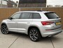 Skoda Kodiaq 1.5 TSI Sportline Business Automaat 7-persoons | Panoramadak | LED verlichting | Adaptieve cruise control | Trekhaak uitklapbaar | Groot navigatiesysteem | Canton HiFi | Stoelverwarming | Parkeersensoren voor en achter | Achteruitrijcamera