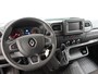 Renault Master T35 2.3 dCi 135PK L2H2 Airco Cruise Control Camera Nav PDC V+A Trekhaak 270° Deuren