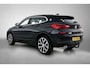 BMW X2 SDrive18i Executive Edition Automaat (NAVIGATIE, TREKHAAK AFNEEMBAAR, CAMERA, STOELVERWARMING, LED,)