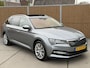 Skoda Superb Combi 1.4 TSI iV Business Edition Plus Automaat | Panoramadak | Half leer/alcantara | Cruise control adaptief | Trekhaak afneembaar | Voorstoelen en achterbank verwarmd | Stuurwielverwarming | Rondomzich camera | Matrix LED