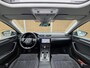 Skoda Superb Combi 1.4 TSI iV Business Edition Plus Automaat | Panoramadak | Half leer/alcantara | Cruise control adaptief | Trekhaak afneembaar | Voorstoelen en achterbank verwarmd | Stuurwielverwarming | Rondomzich camera | Matrix LED