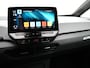 Volkswagen ID.3 First Plus 58 kWh | SoH 95,0 % | Apple Carplay | Parkeersensoren voor en achter | Achteruitrij camera | Wifi | Spraakbediening | Voorstoelen verwarmd | Stuur verwarmd |