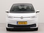 Volkswagen ID.3 First Plus 58 kWh | SoH 95,0 % | Apple Carplay | Parkeersensoren voor en achter | Achteruitrij camera | Wifi | Spraakbediening | Voorstoelen verwarmd | Stuur verwarmd |
