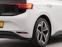 Volkswagen ID.3 First Plus 58 kWh | SoH 95,0 % | Apple Carplay | Parkeersensoren voor en achter | Achteruitrij camera | Wifi | Spraakbediening | Voorstoelen verwarmd | Stuur verwarmd |