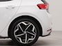 Volkswagen ID.3 First Plus 58 kWh | SoH 95,0 % | Apple Carplay | Parkeersensoren voor en achter | Achteruitrij camera | Wifi | Spraakbediening | Voorstoelen verwarmd | Stuur verwarmd |