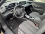 Peugeot e-2008 EV GT 50 kWh | AUTOMAAT | NAV | CARPLAY ANDROID | ADAPTIVE CRUISE CONTROL | DIRECT LEVERBAAR |