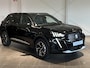 Peugeot e-2008 EV GT 50 kWh | AUTOMAAT | NAV | CARPLAY ANDROID | ADAPTIVE CRUISE CONTROL | DIRECT LEVERBAAR |