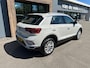 Volkswagen T-Roc 1.5 TSI 150pk DSG Style Carplay | Trekhaak | Camera | Keyless | Elek. Achterklep | Rijklaar incl. garantie