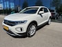 Volkswagen T-Roc 1.5 TSI 150pk DSG Style Carplay | Trekhaak | Camera | Keyless | Elek. Achterklep | Rijklaar incl. garantie