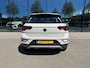 Volkswagen T-Roc 1.5 TSI 150pk DSG Style Carplay | Trekhaak | Camera | Keyless | Elek. Achterklep | Rijklaar incl. garantie