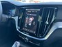 Volvo V60 2.0 T8 Plug-in hybrid AWD Plus Dark | Premium-Pack | Head-up display | Panoramadak | Rondomzicht camera | Extra getint glas achter