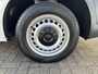 Volkswagen Transporter 2.0 TDI L2H1 DC Euro 6 Hiab 013T Laadkraan Pick up Dubbele cabine open laadbak Pick-up Airco Bluetooth Trekhaak 2200 kg 5-Persoons Telefoonverbinding 1e eigenaar Dealer onderhouden BPM vrij !!!