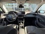 Peugeot 2008 1.2 Puretech 130pk Allure | Parkeerhulp | Airconditioning | Carplay |