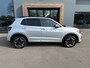 Volkswagen T-Cross 1.5 TSI 150pk DSG R-Line | Camera | Trekhaak | Navi | IQ light | Rijklaar incl. garantie