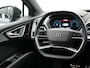 Audi Q4 e-tron 40 S edition 77 kWh | SoH 93,0 % | Apple Carplay | Navigatie | Achteruitrij camera | Parkeersensoren voor en achter | Wifi | Voorstoelen verwarmd | Warmtepomp | Sportonderstel -stoelen |
