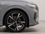 Audi Q4 e-tron 40 S edition 77 kWh | SoH 93,0 % | Apple Carplay | Navigatie | Achteruitrij camera | Parkeersensoren voor en achter | Wifi | Voorstoelen verwarmd | Warmtepomp | Sportonderstel -stoelen |