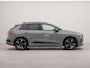 Audi Q4 e-tron 40 S edition 77 kWh | SoH 93,0 % | Apple Carplay | Navigatie | Achteruitrij camera | Parkeersensoren voor en achter | Wifi | Voorstoelen verwarmd | Warmtepomp | Sportonderstel -stoelen |