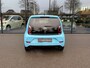 Volkswagen Up! 1.0 Active 5-deurs | Stoelverwarming | Lichtmetalen velgen | Extra getint glas | Bluetooth | Airco | Rijklaar incl. 1 jaar Bovag garantie