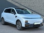 Leapmotor B10 Hybrid EV18,8 kWh 218pk Design | 900 Km WLTP | 360 Graden Camera | Dode Hoek Detectie | Adaptieve Cruise Control | Warmtepomp | Panorama Dak |