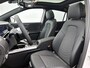 Mercedes-Benz EQA 250+ Business Solution Luxury 71 kWh | Spiegelpakket | Parkeerpakket met achteruitrijcamera | Warmtewerend, donkergetint glas | Trekhaak | Panoramaschuifdak | Sfeerverlichting |  Sierdelen in Star Pattern | Smartphone integratie |