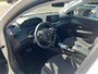 Peugeot e-208 EV Active Pack 50 kWh 3 Fase | Navigatie | Parkeersensoren Achter | Cruise Control | 16" Lichtmetalen Velgen