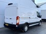Ford E-Transit 68kWh 184PK L2H2 317km WLTP 94,9% (SOH) BEV Snelladen Cruise control Climate control Carplay Navigatie Laadkabel Parkeersensoren