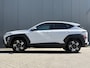 Hyundai Kona 1.6 GDI HEV Premium Sky / Voordeel Op Nieuw €3296,- / Trekhaak Afneembaar 13-Polig / Navigatie / Cruise Control Adaptief /