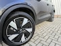 Volvo XC40 Single Motor Extended Range Core 82 kWh | ALL-SEASON banden | Trekhaak |